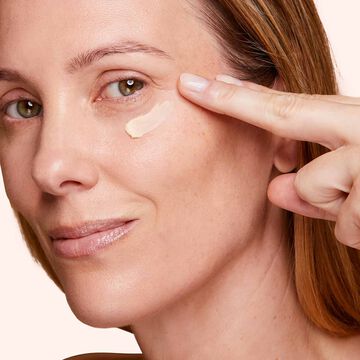 Pielęgnacja wokół oczu Total Eye Smooth