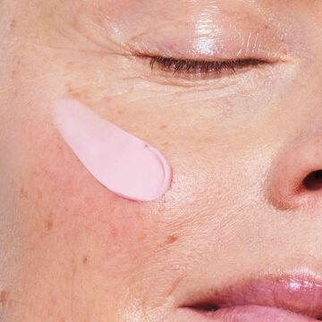 Krem na dzień Super Restorative Rose Radiance do każdego typu cery