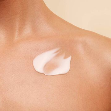 Regenerujące serum do ciała Renew Plus Body Serum
