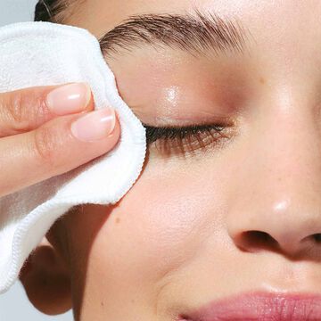Delikatny płyn do demakijażu oczu Gentle Eye Make-Up Remover