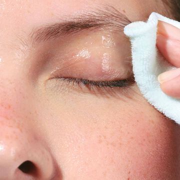 Płyn do demakijażu oczu Instant Eye Make Up Remover