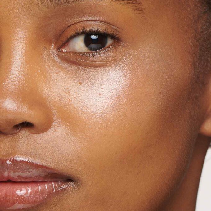 Błyszczyk do ust Lip Perfector Glow